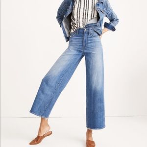Madewell Wide-Leg Crop Jeans in Finney Wash